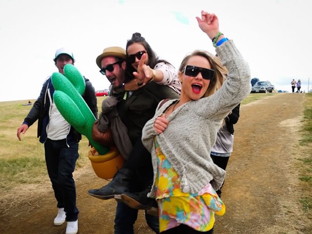 On the Way to Falls Festival