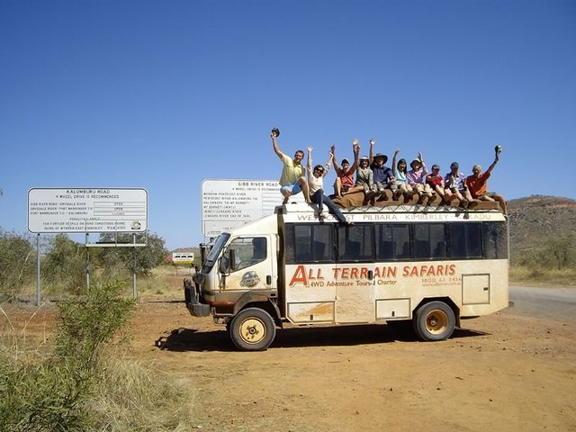 Kimberley Tour Bus